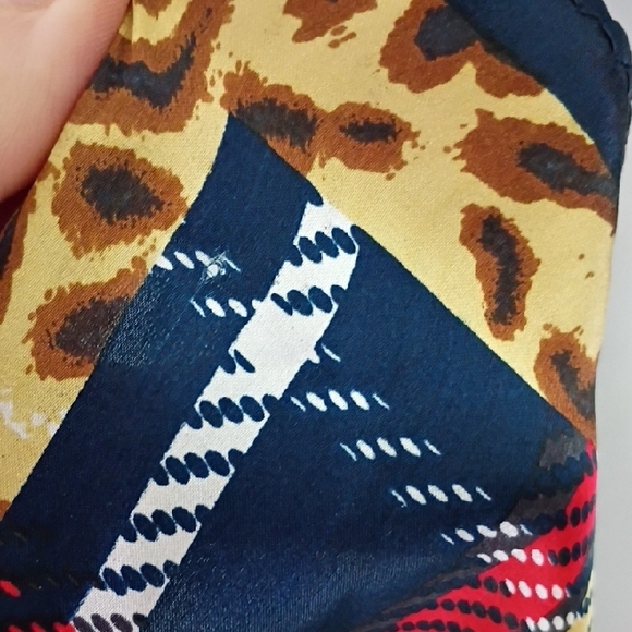 Vintage Silk Scarf Tartan Plaid Square Scarf with a Leopard Print Border - Picture 7 of 8